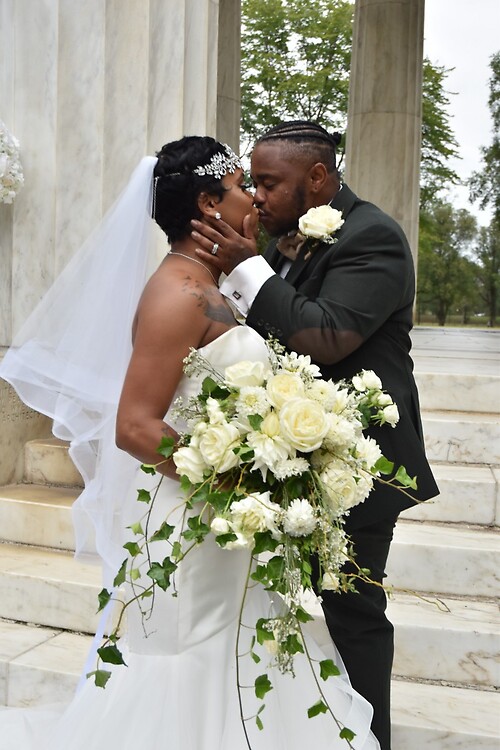 Jess and Jamar *Metropolitan Ban