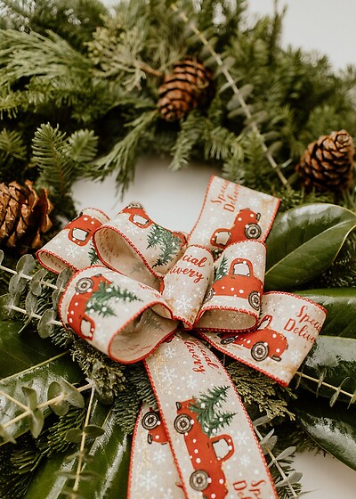 Special Delivery Wreath