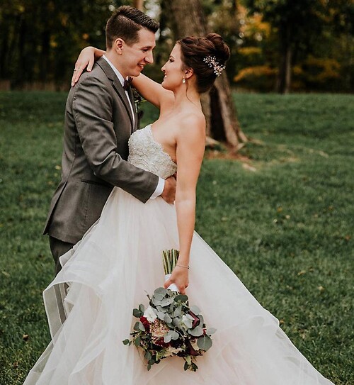 Alic Bride &amp; Groom